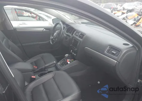 2018 Volkswagen Jetta 1.4T Se/1.4T Wolfsburg Edition from USA, damaged, VIN 3VWDB7AJ5JM263785